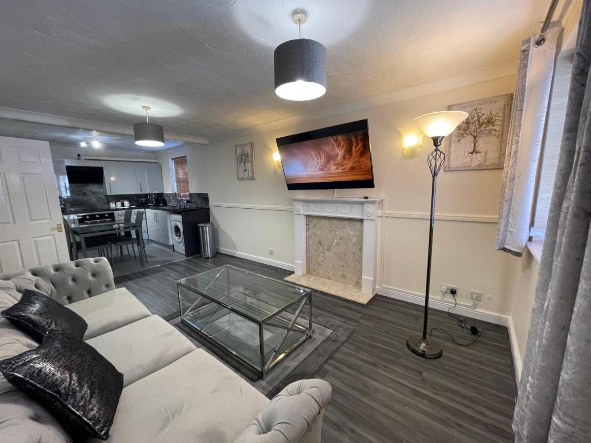The Regency Entire 1 Bedroom Flat Accomodation Leicester Exterior photo